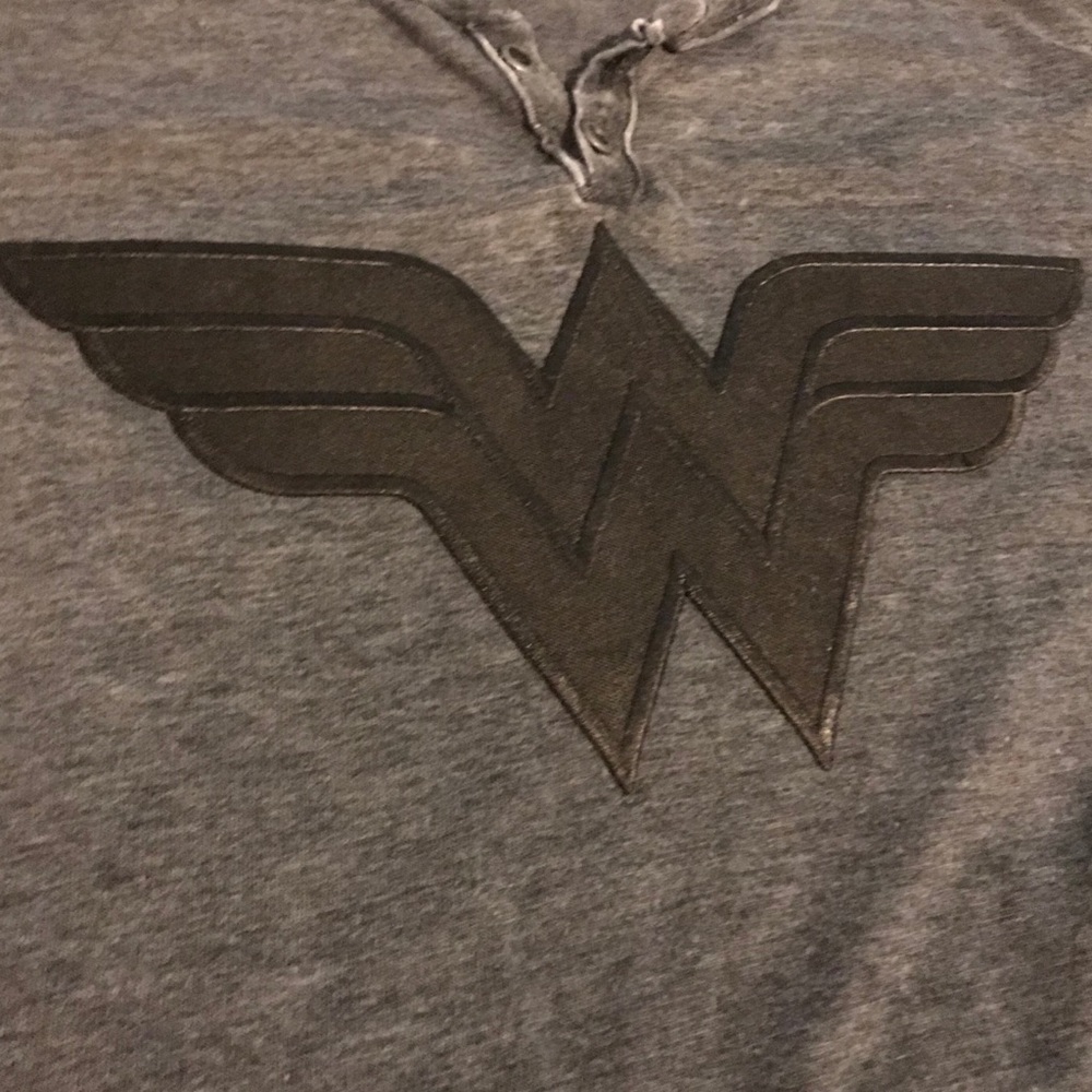 NWT Lucky Brand Superman & Wonderwoman Custom - Picture 3 of 6